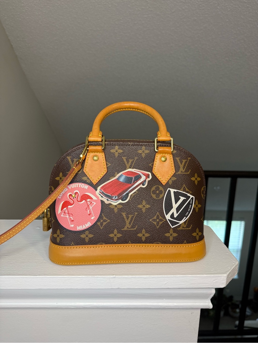 Limited Edition World Tour Louis Vuitton Monogram Alma BB - Picture 2 of 9